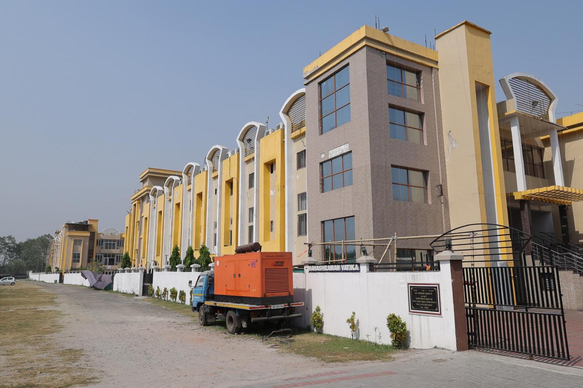 Maryada Maitri Resort -100 Rooms & 3 Banquets Siliguri Exteriör bild