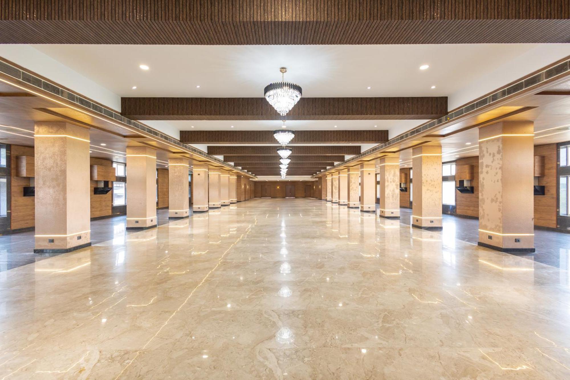 Maryada Maitri Resort -100 Rooms & 3 Banquets Siliguri Exteriör bild